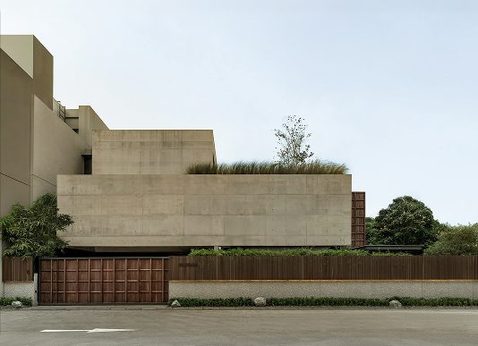 LIFT HOUSE